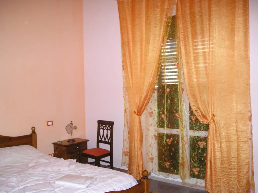 La Casa Dei Colori Bed & Breakfast Palermo 3*,  Italy