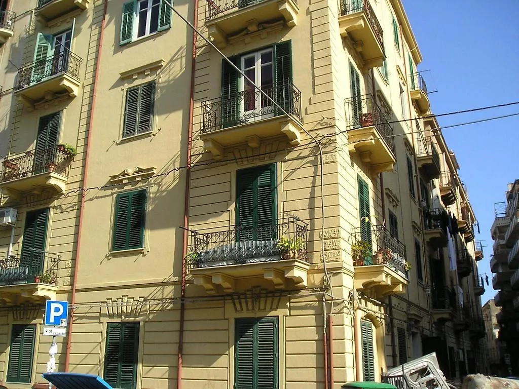 La Casa Dei Colori Bed & Breakfast Palermo Italy